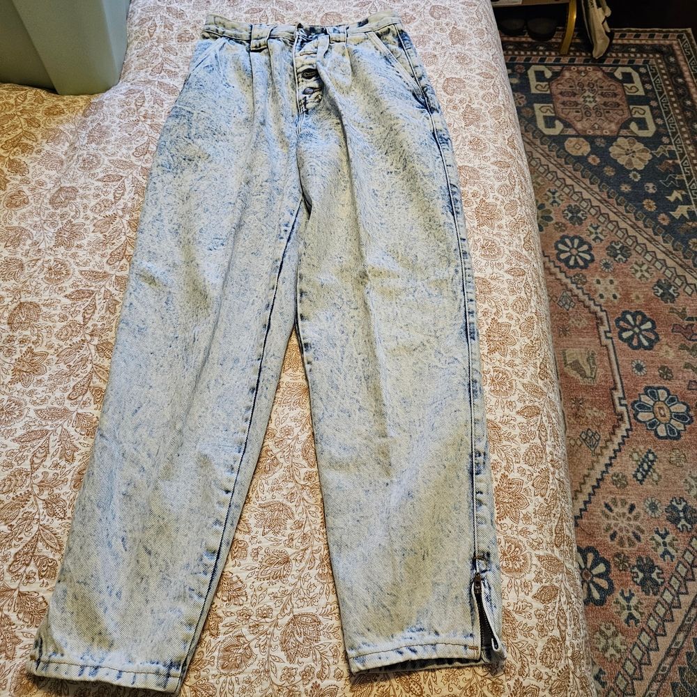 Vintage Light Blue Acid Wash Skinny Jeans